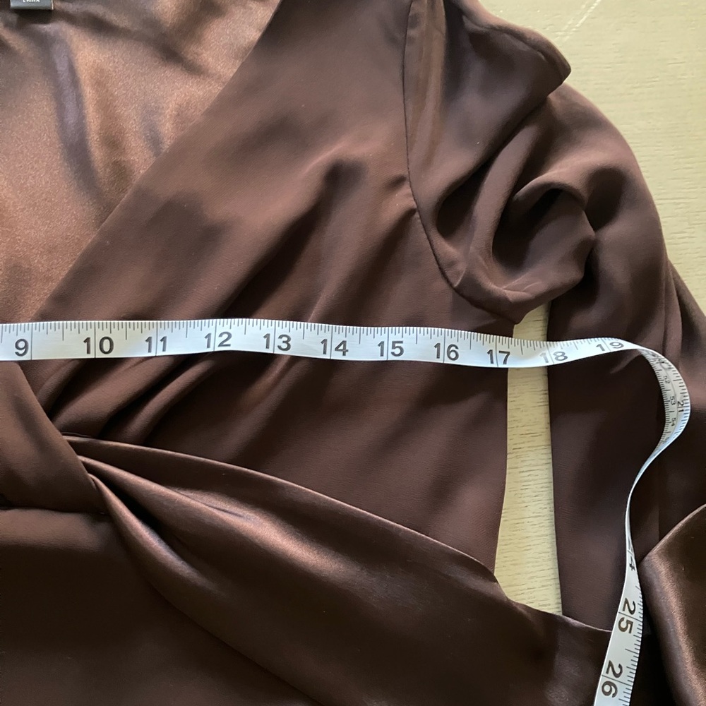 Liz Claiborne Deep Brown V-neck Bell Sleeve Cocktail Midi Dress Size 10 - Picture 7 of 11